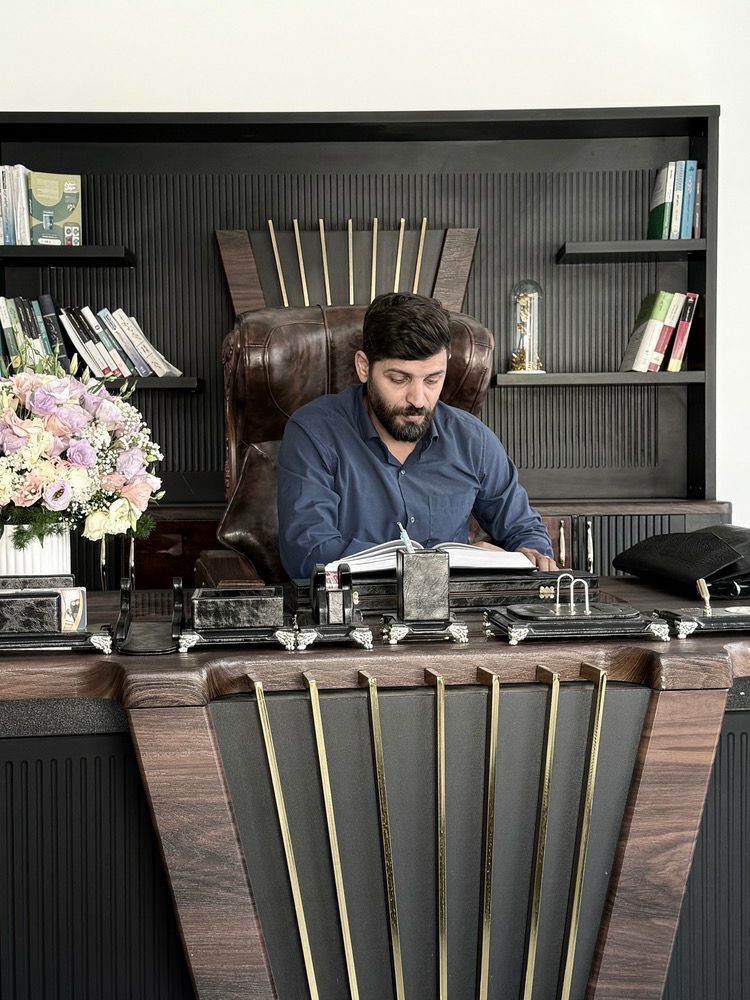 وکیل منوچهر حاجیان